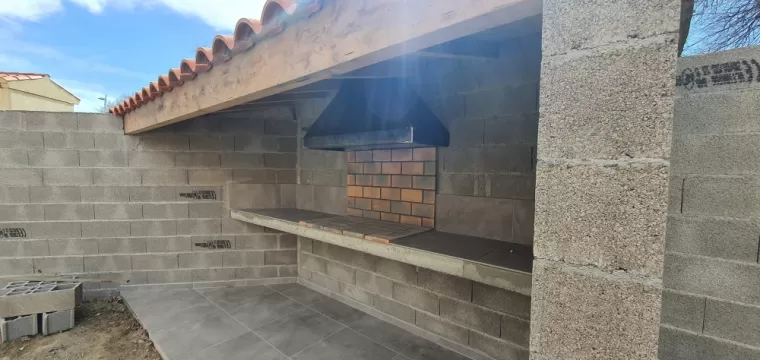 Fabrication et pose d'une hotte de barbecue , Néfiach, Métallerie Art Concept