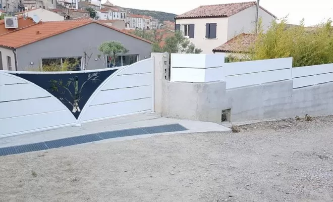 Portail en acier, Néfiach, Métallerie Art Concept