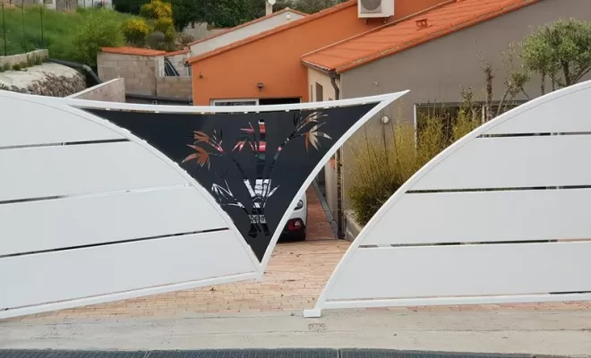 Portail en acier, Néfiach, Métallerie Art Concept