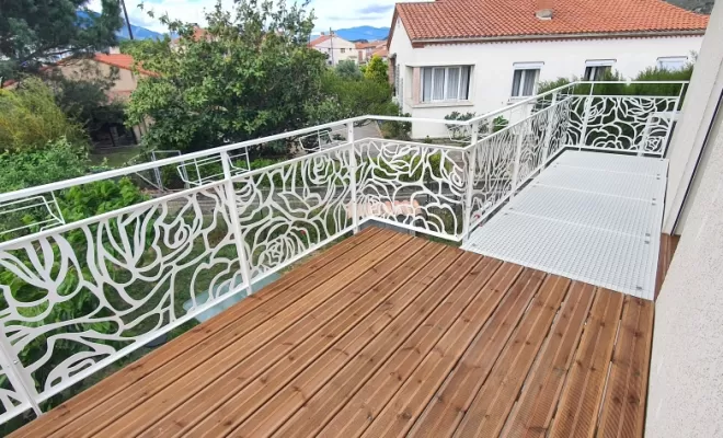 Création d'un balcon avec garde-corps à ILLE SUR TET  , Néfiach, Métallerie Art Concept