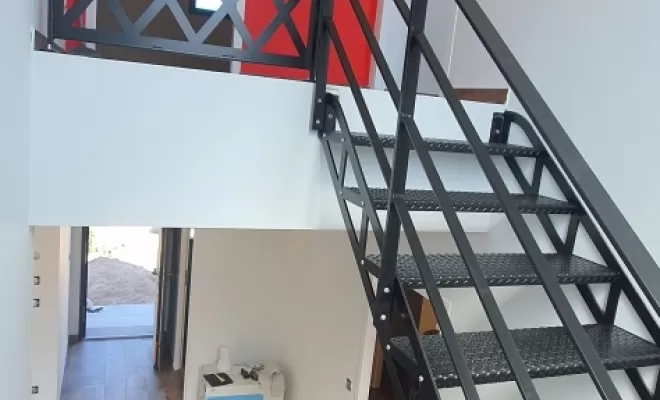 Création d'escalier, rampe et garde-corps dans les Pyrénées-Orientales, Néfiach, Métallerie Art Concept